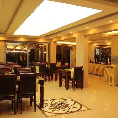 Life Hotel Kyrenia  Exteriör bild